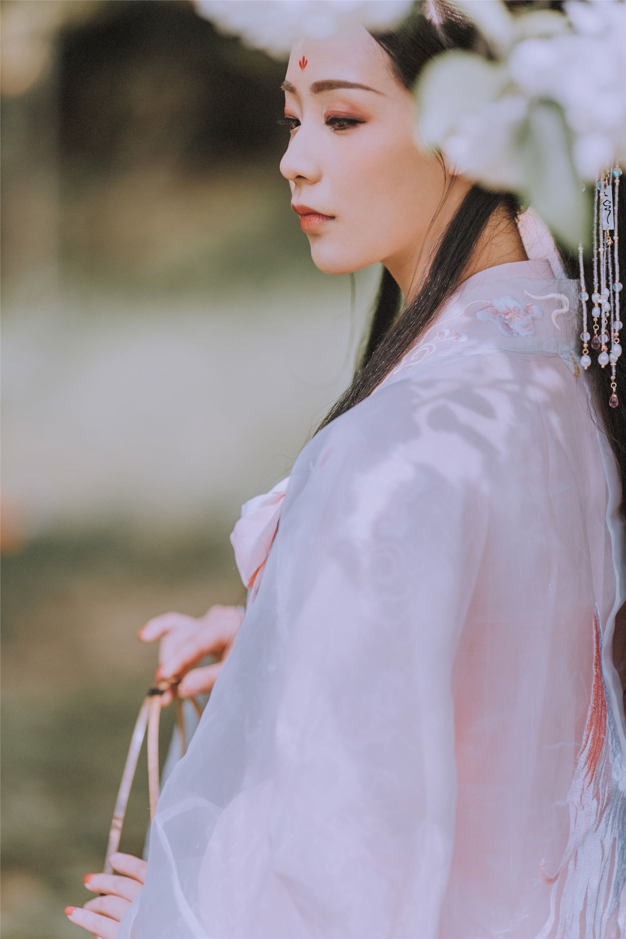 YITUYU艺图语 2021.09.02 满袖春 Seven